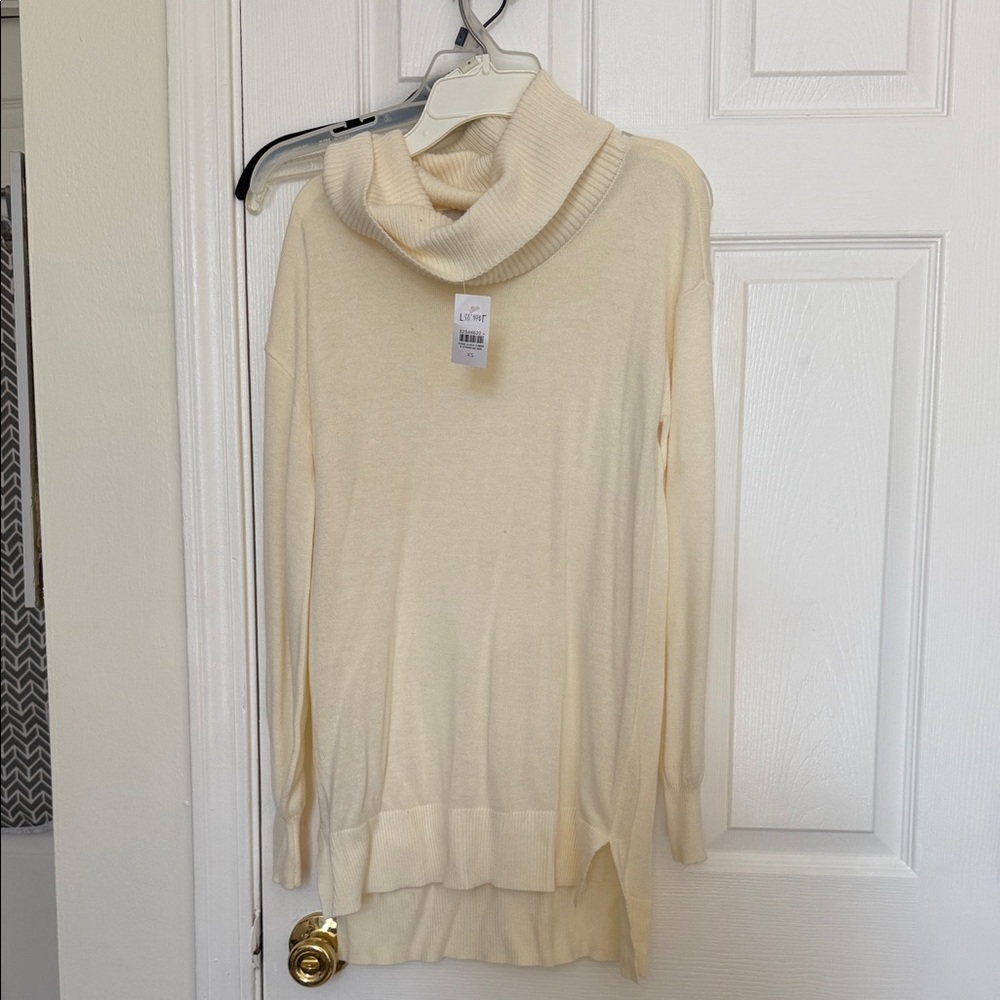 LOFT Cream Turtleneck Sweater